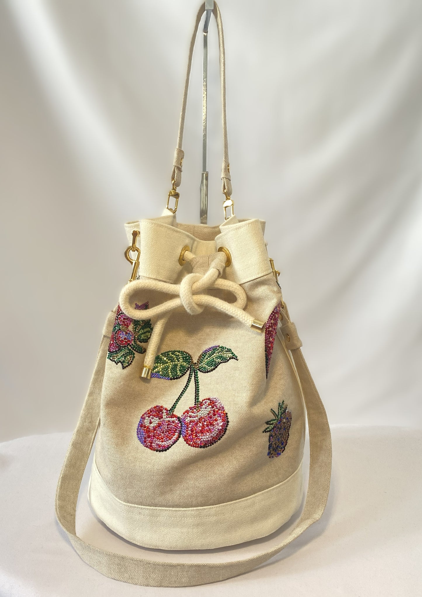 Fully Fruit Bucket Bag