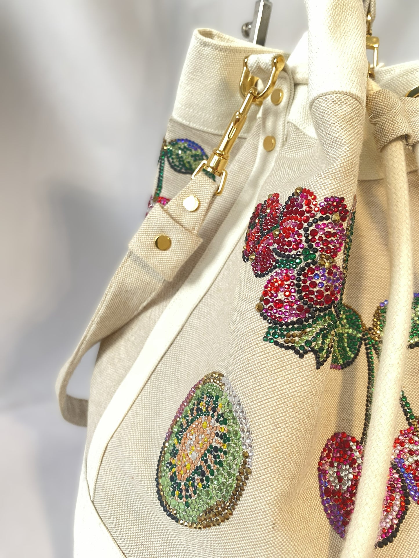 Fully Fruit Bucket Bag